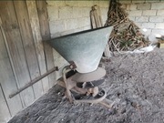 Rozsiewacz nawozów – do renowacji / na części