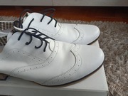 Białe skórzane oksfordki jazzówki zapato rozmiar 39
