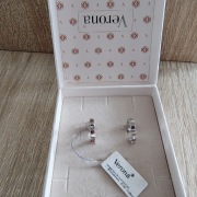 Kolczyki srebrne na sztyfcie, proba 925 Nowe z metką.