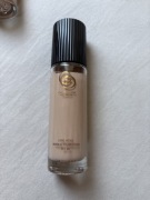 Trwały podkład mineralny Giordani Gold SPF 20 - light ivory