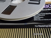 Tasma MAXELL UD 35-180 na alu szpuli  d.26,5cm  w pudelku