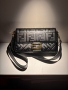 Fendi Baguette czarna skórzana torebka FF – oryginał
