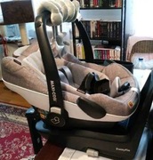  maxi cosi pebble plus z bazą. 