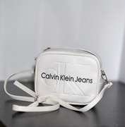 Nowa torebka Calvin Klein Jeans – biała, listonoszka, elegancka