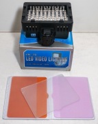 Mocna Lampa LED CN-78 zasilanie cztery AA  R-6 Foto Video