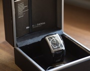 Zegarek Maurice Lacroix Pontos Rectangulaire Reserve de Marche