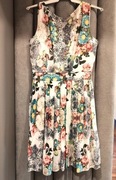 Venessa Zwiewna lekka sukienka w kwiaty 36 / S bez rękawków