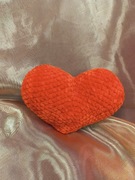 Maskotka serce, handmade – idealny prezent na Walentynki