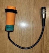 Czujnik pojemnościowy IFM KI-3015-APKG