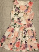 Zestaw 2 sukienki wizytowe Viwa dla sióstr r. 134 i 152 kwiaty".