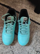 Halówki w turkusowym kolorze