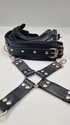 Kajdanki na ręce i nogi, pasy BDSM