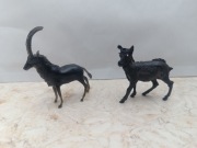 Figurki zwierząt z czasów PRL 2 x figurka kozica + czarna koza