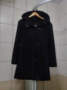 męski płaszcz L Jensen kolor czarny fason typu budrysówka z kapturem zapi