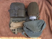 Zestaw - chlebak, menażka, manierka, rogatywka 