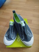 Trampki wsuwane z wewnętrzną gumką marki H&M,r.34, NOWE