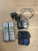 Telefon bezprzewodowy Panasonic KX-TG6712 – 2 słuchawki + baza + ładowarka