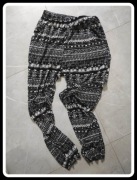 Bardzo lekkie spodnie legginsy alladynki XL / XXL z kieszeniami