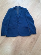 Garnitur męski marki KUBENZ, granatowy