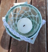 Świecznik ze świecą