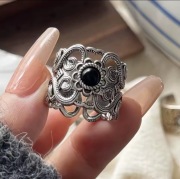 Pierścionek damski piękny srebro 925