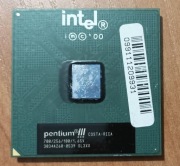 Intel Pentium III 700 MHz (FSB 100 MHz/256k L2) s.370