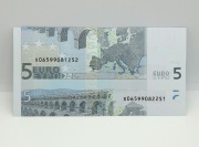 Banknot 5 euro destrukt 2002r/UNC błąd cięcia.