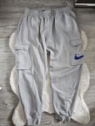 Spodnie dresowe Nike Air Rozmiar M Dres dresy Nike Swoosh bojówki nike tech
