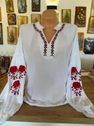 Biała bluzka z Haftem Czerwone Kwiaty Rękaw. Rozmiar 5XL. Bawełna 100%