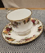 Filiżanki ze spodeczkami Queen's Rosina Fine Bone China 2szt.
