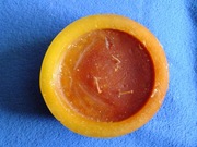 Sprzedam okrągłą świece używana w bardzo dobrym stanie 3 knotowy tanio