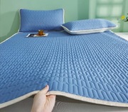 Mata chłodząca narzuta na łóżko 200x220 Nowa