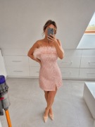 Lou EMRE sukienka gorsetowa z piórami pudrowy róż 42 XL