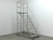 Mobilna drabina z platformą 8 stopni, 2 m