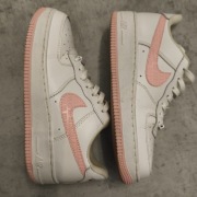 Nike Air Force 1 Low Valentine’s Day 38