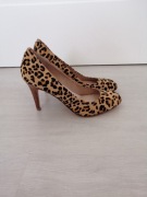 Buty szpilki czółenka panterka skórzane r. 41