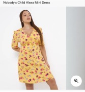 Krótka letnia sukienka, sukienka w kwiaty, sukienka firmy Nobody’s Child 