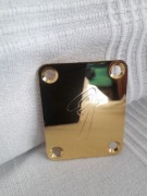 Neck plate, płyta do przykręcania gryfu gitary, złota z logo Fender