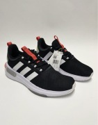 Buty sportowe na codzień Adidas Race TR23 rozmiar 45 1/3 męskie