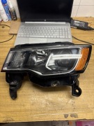 Lampa Jeep Cherokee lift USA