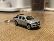 Brelok breloczek do kluczy VW - rękodzieło 