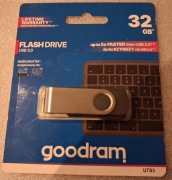 Pendrive GOODRAM 32GB UTS3 USB 3.2 czarny