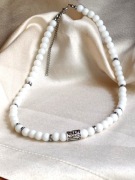 Naszyjnik biały agat,runa nordycka Fehu-dobrobyt