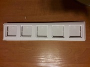 Ramka pięciokrotnaHager Polo Optima biała nowa.