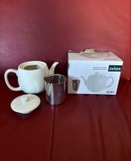 Dzbanek z sitkiem do zaparzania teapot with strainer biały Orion nowy