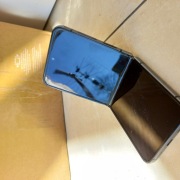 Samsung Z FLIP 4 - Ekran Nie Zbity - Licytacja 