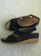 Granatowe sandały damskie Go Soft skóra naturalna 38 