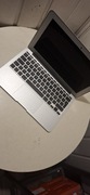 Laptop marki Apple macbook air 11 na części 