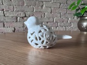 Figurka - biały ceramiczny, ażurowy ptaszek, dekoracja