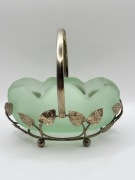 Szklany wazon w kształcie tulipana Bagley